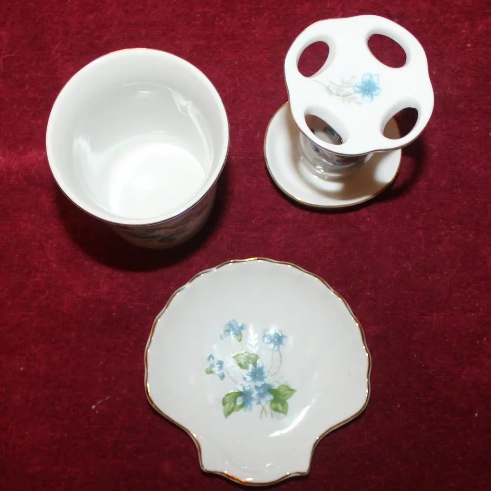 Vintage Porcelain 3-piece Bathroom Set - Blue Forget Me Not